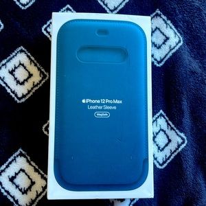 iPhone 12 Pro Max leather sleeve, MagSafe